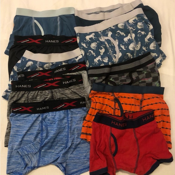 Assorted Clothing Bundle - Picture 5 of 6